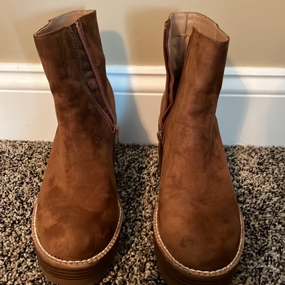 Wild Pair Boots - Picture 2 of 5